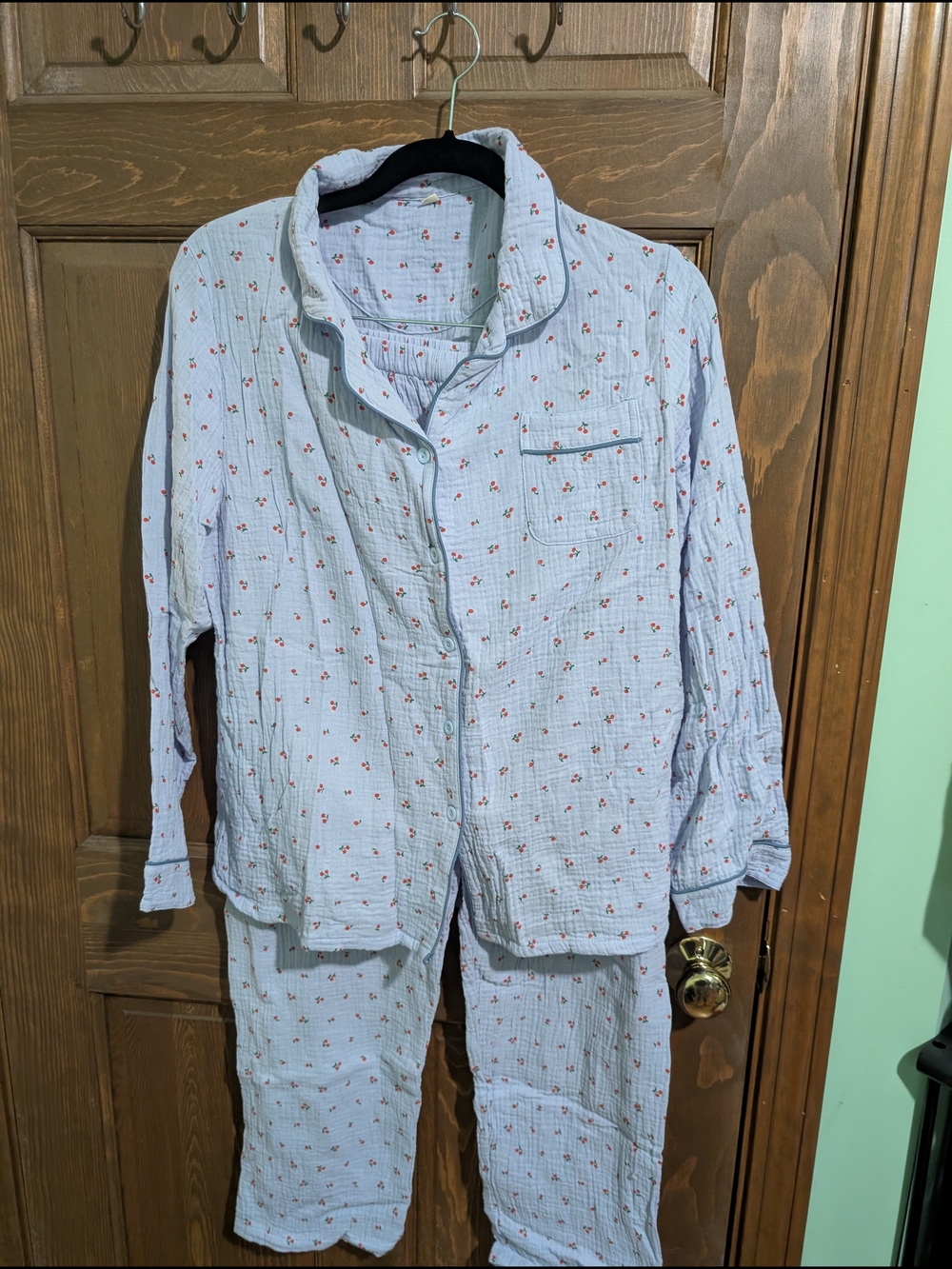 New Without Tags The Fleece Company 100% Muslin Cotton Pajama Set